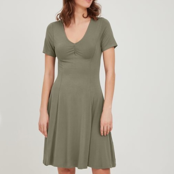 Fransa green floral skater dress - Picture 5 of 5